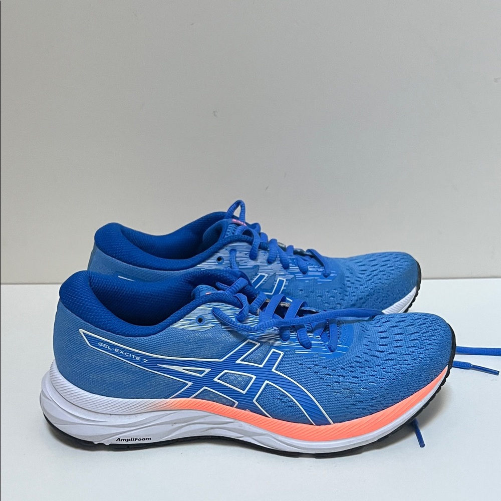 Asics Vibrant Blue Athletic Shoes, EUC - Picture 2 of 8